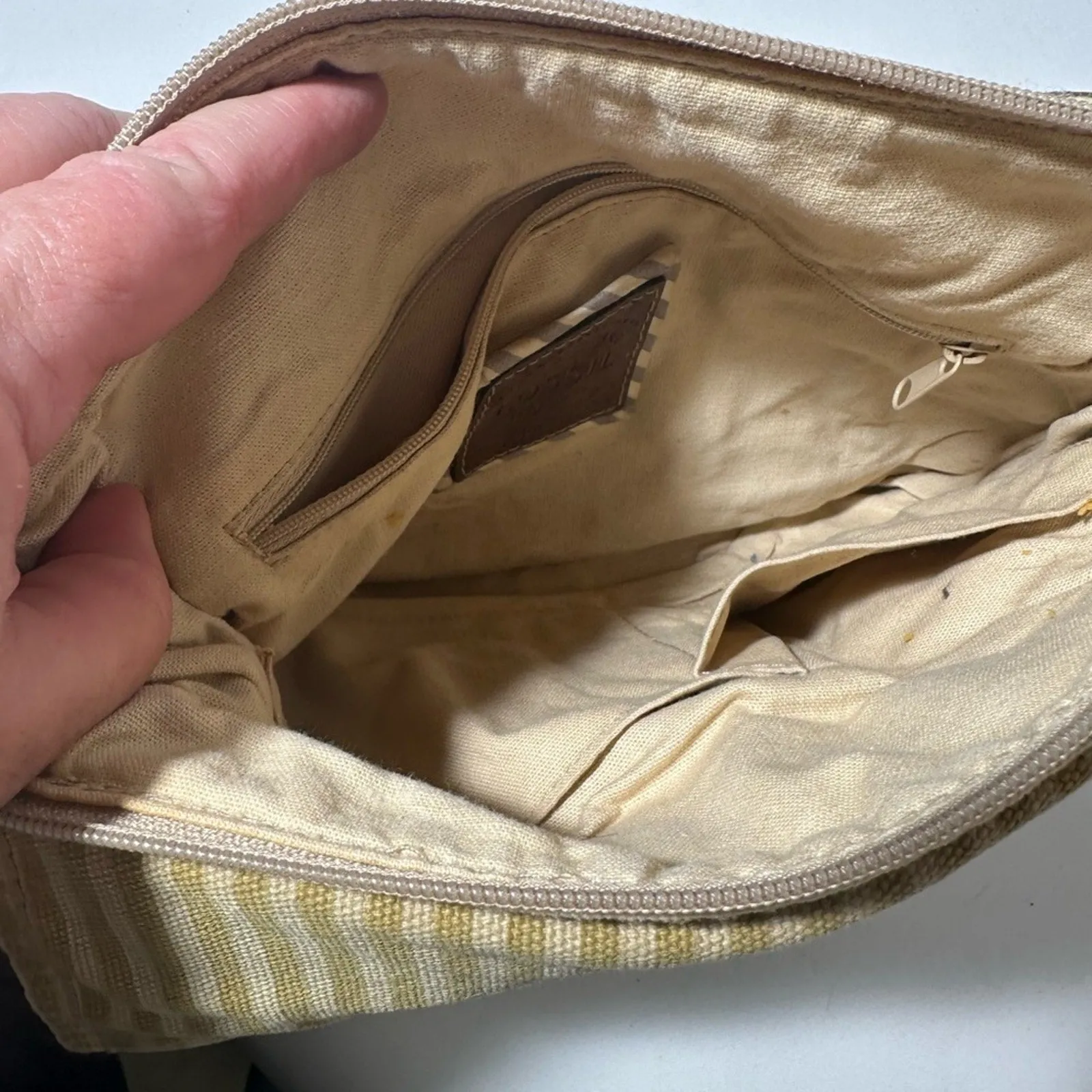 Fossil Cream and Tan Crossbody Bag with Adjustable Strap