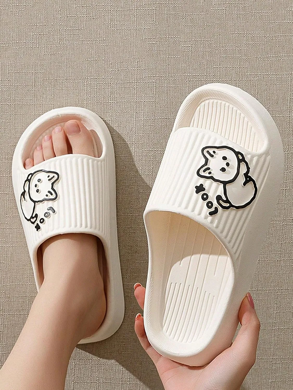 OYOANGLE Women's Open Toe Slippers Non Slip Indoor Bathroom Shower Cartoon Print Slides