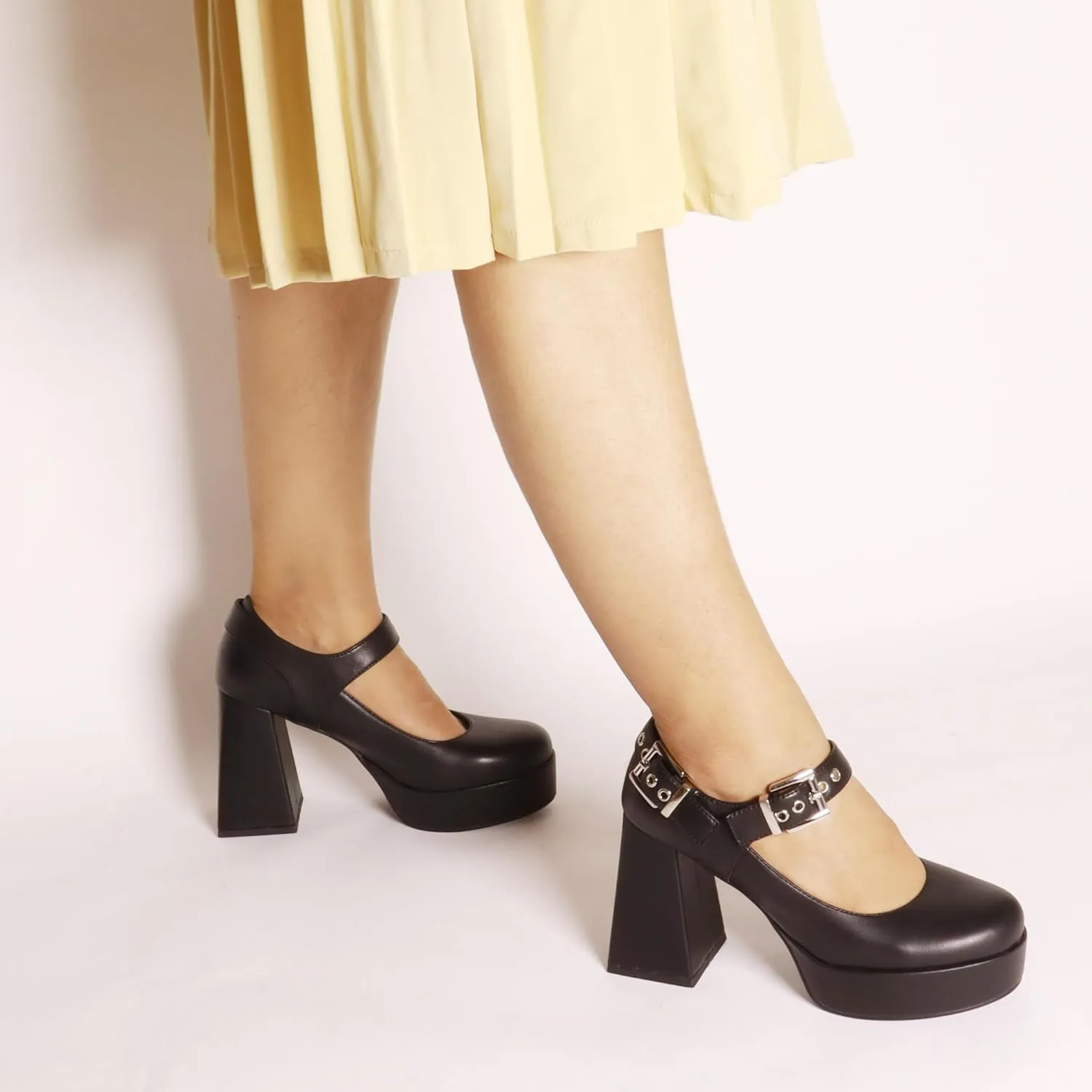 Women's Closed Toe Chunky Platform Block Heels Ankle Strap Goth Mary Janes Shoes